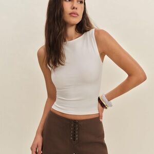 SOLD DO NOT BUY - Elegant White Sleeveless Top